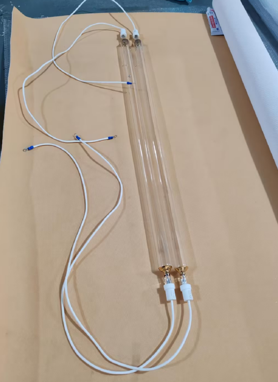 High pressure mercury UV lamp